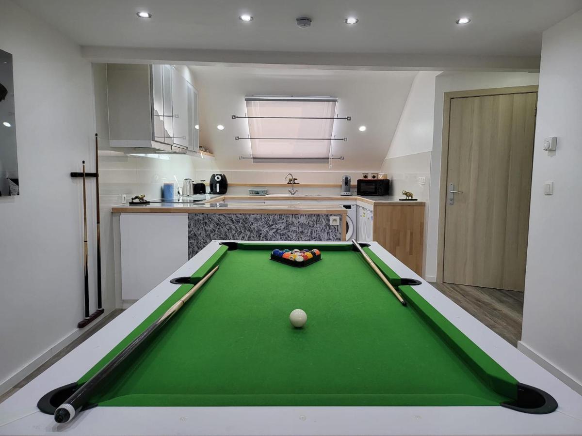 Duplex Elegant Situe A 1Min De La Gare Du Nord Appartement Brussel Buitenkant foto