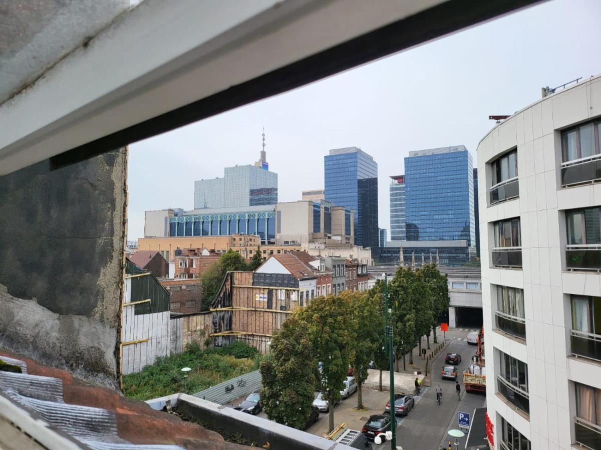 Duplex Elegant Situe A 1Min De La Gare Du Nord Appartement Brussel Buitenkant foto