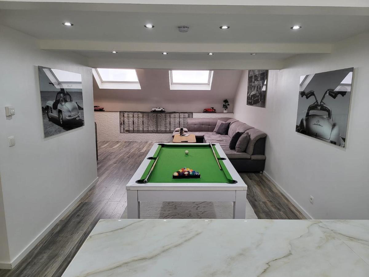 Duplex Elegant Situe A 1Min De La Gare Du Nord Appartement Brussel Buitenkant foto